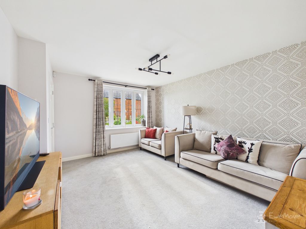 Property photo 3 of 15 Living Room- Mark Stephens Ewemove Newmarket And S