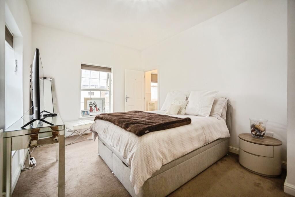 Additional image 13 of 3 bed flat for saleLiverymen Walk, Greenhithe DA9