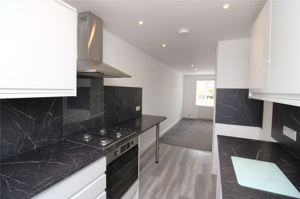Property photo 3 of 11 Picture No. 06