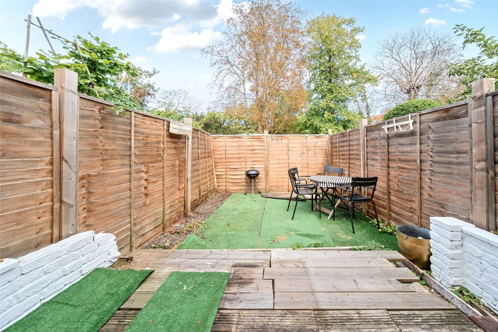 Property photo 3 of 10 Picture No. 21