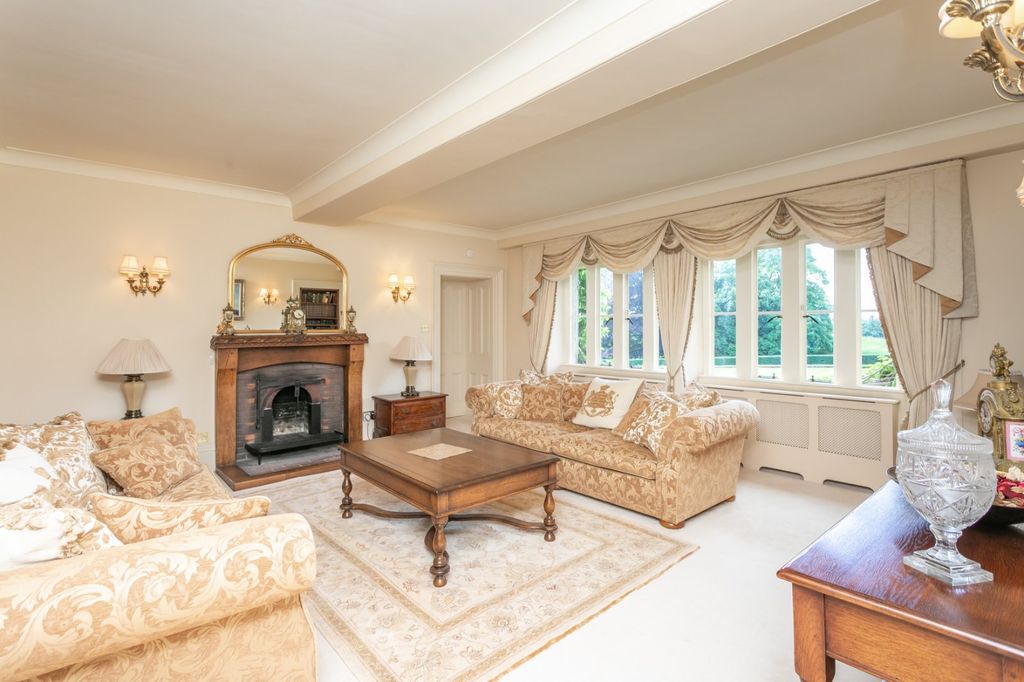 Property photo 2 of 65 Picture 2