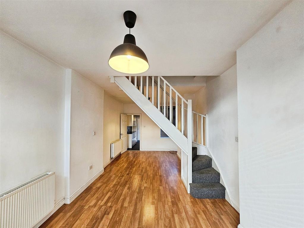 Property photo 3 of 12 5Da12c3A-20251022_122607.Jpg