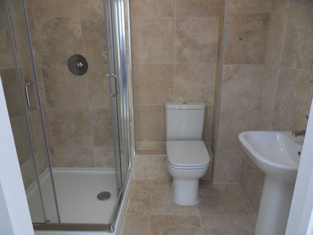 Property photo 3 of 4