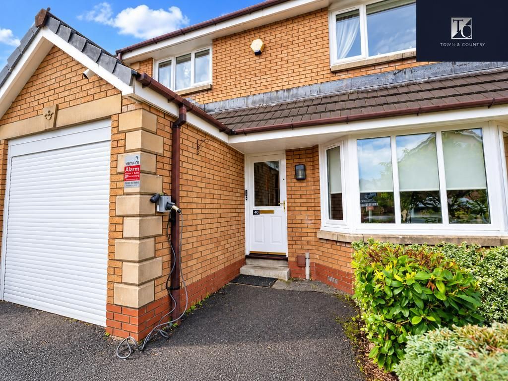 Property photo 2 of 40