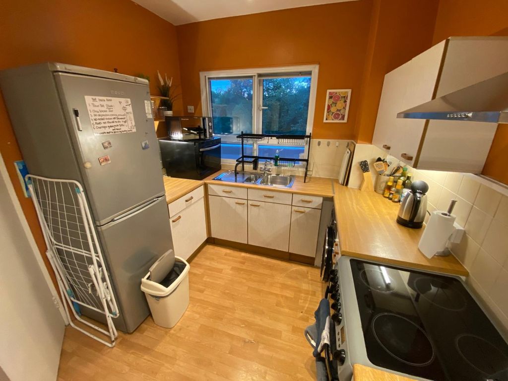 Property photo 3 of 8 4514464