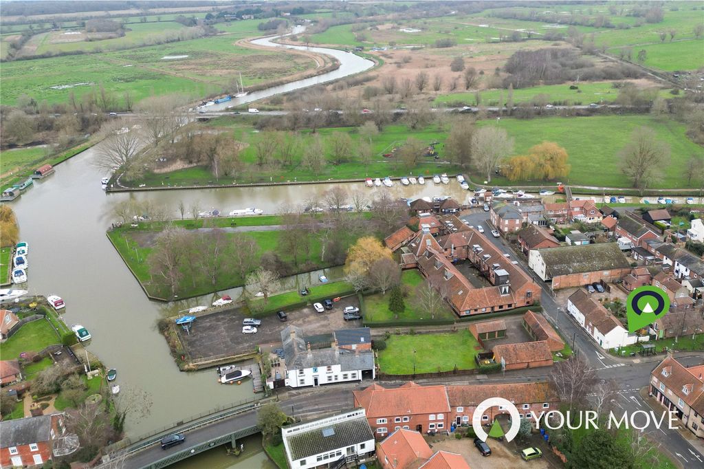 Property photo 3 of 14 Picture No. 05