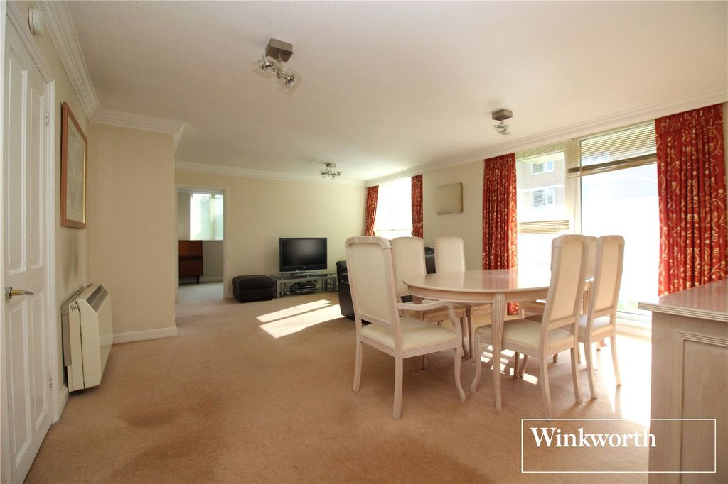 Property photo 2 of 9 Picture No. 12