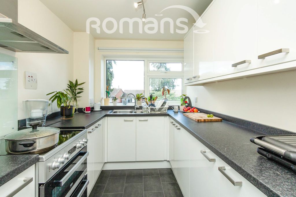 Property photo 3 of 9 Property Image