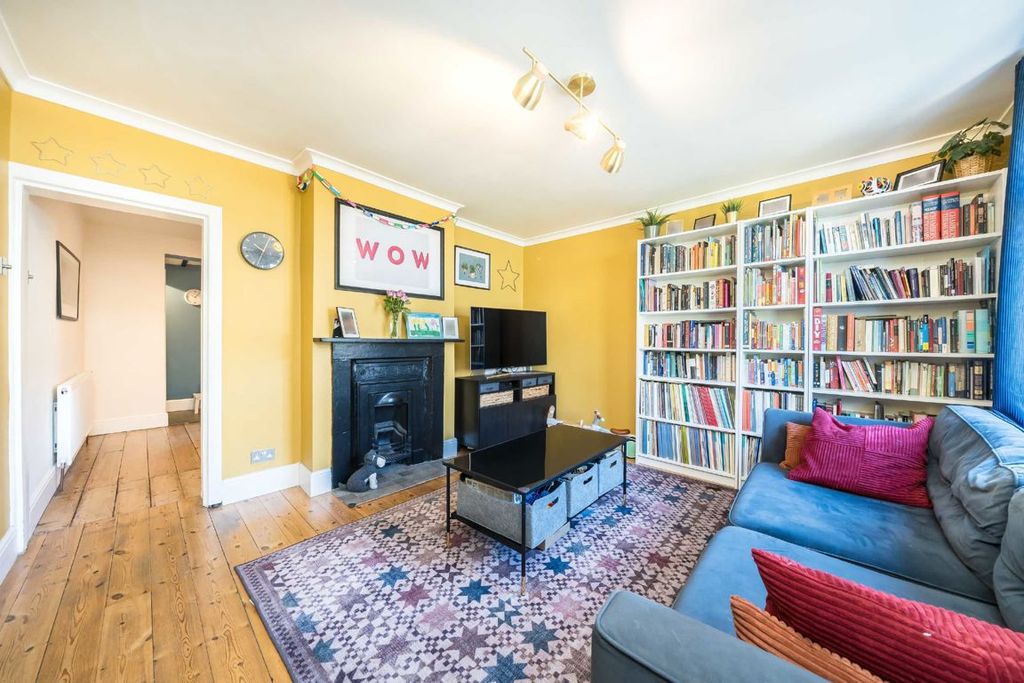 Property photo 2 of 7