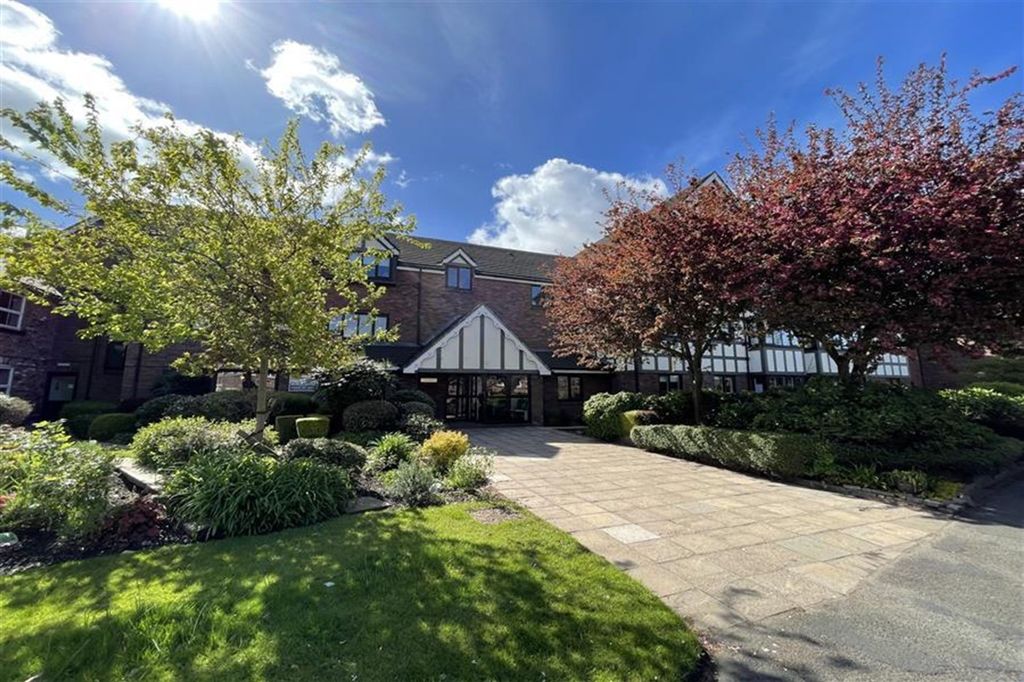 Property photo 1 of 17 (Main)