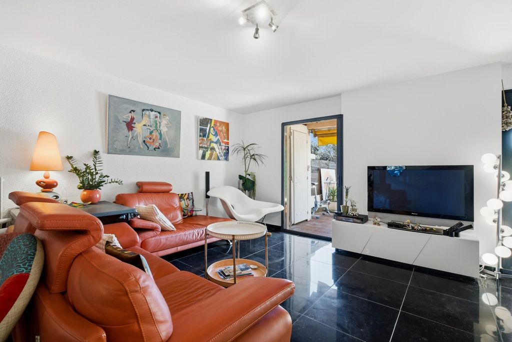 Property photo 2 of 17 8234272240406cc0B1Da3621c817c773_9B6Aa0352E_3000-Big