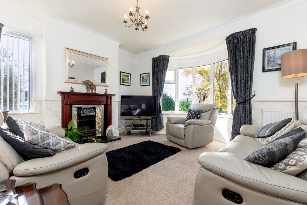 Property photo 3 of 23 Living Room