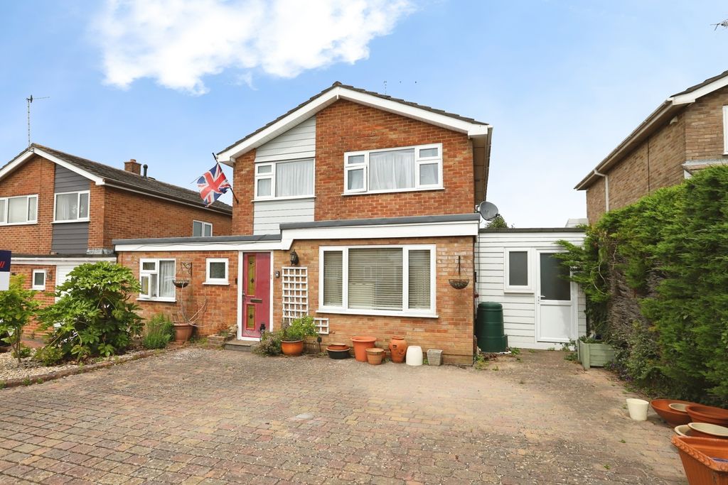 Property photo 1 of 17 Pbox-Img.Jpg