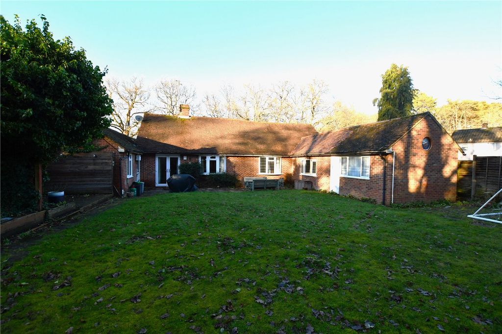 Additional image 16 of 6 bed detached house for saleNine Mile Ride, Wokingham, Berkshire RG40