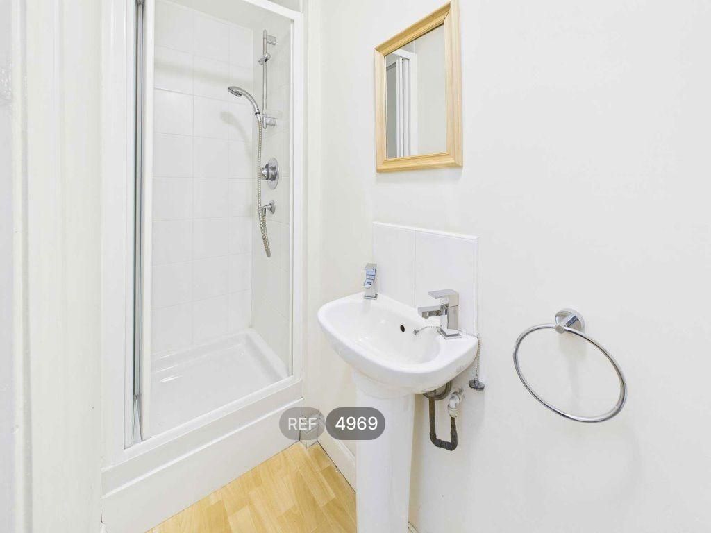 Property photo 3 of 12 Shower Room