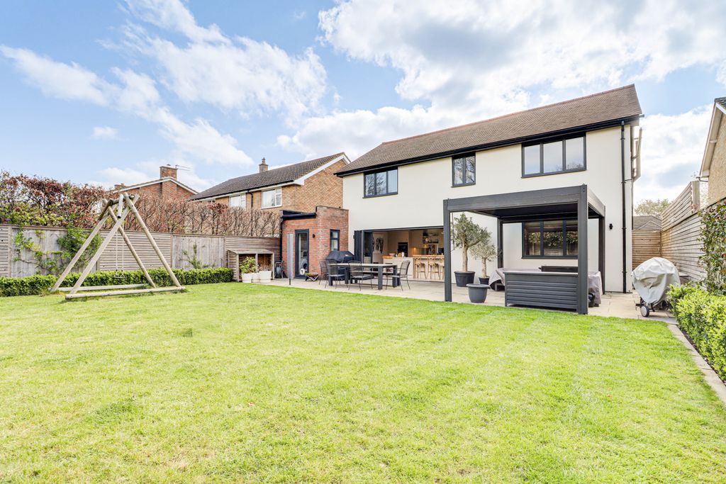 Additional image 21 of 4 bed detached house for saleGrant Gardens, Harpenden, Hertfordshire AL5