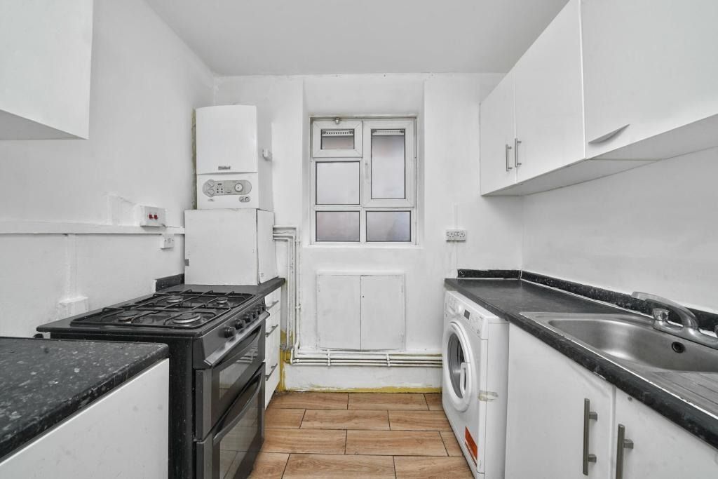 Property photo 3 of 13 4804632