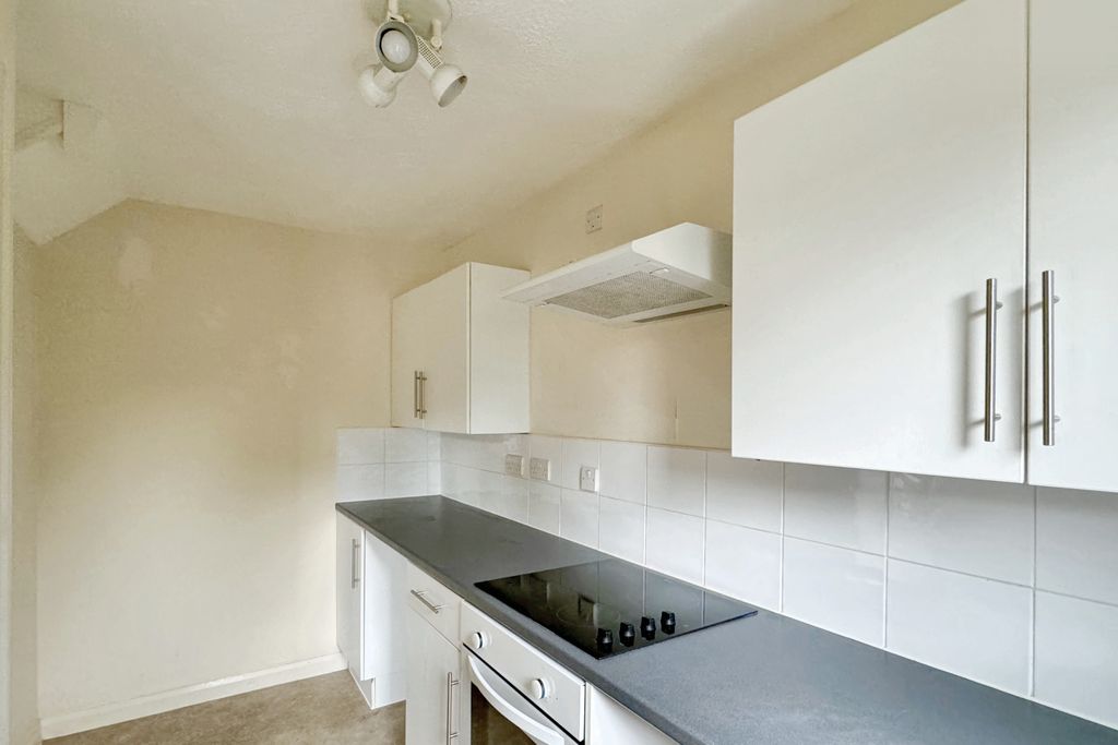 Property photo 3 of 10 Img_1771