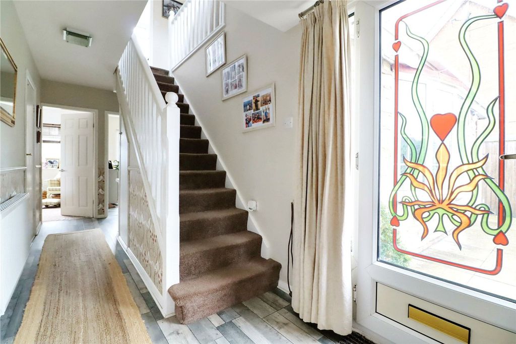 Property photo 3 of 21 Picture No. 03