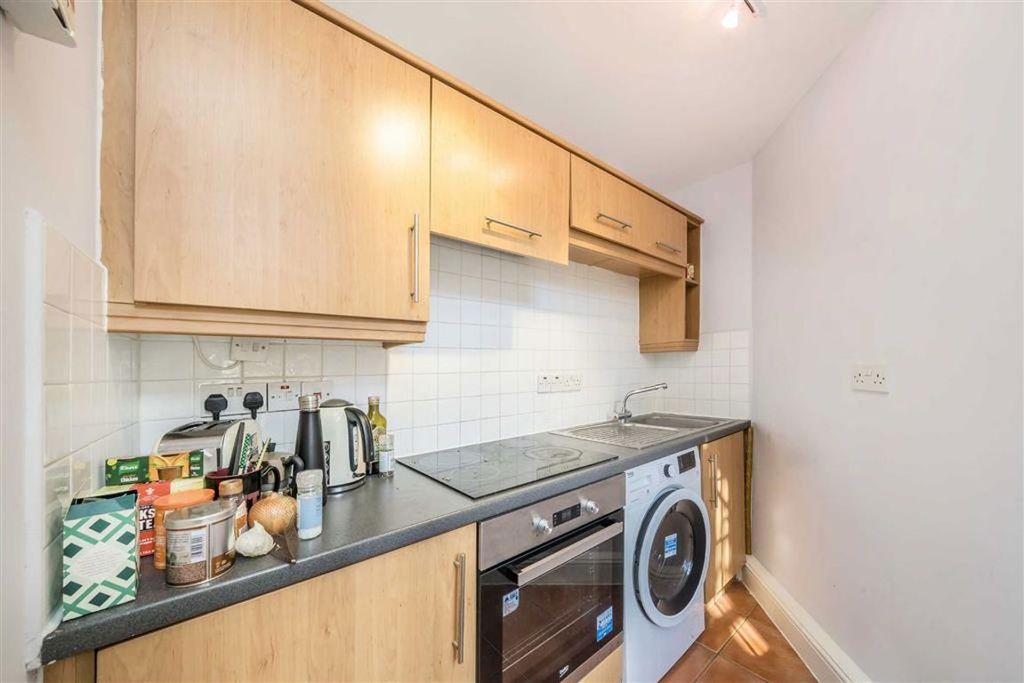 Property photo 3 of 4