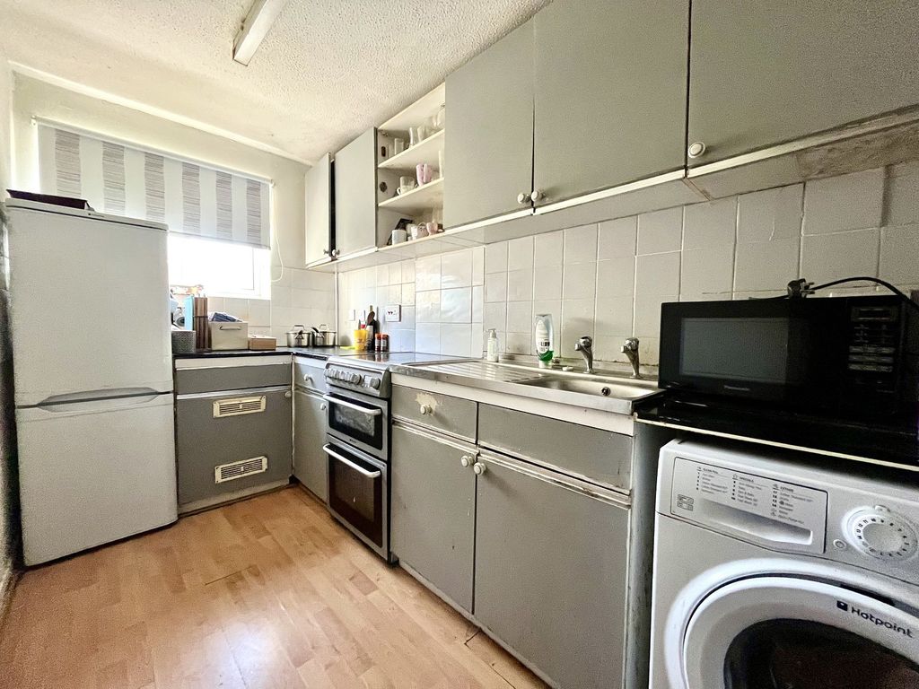 Property photo 3 of 7 Not Specified