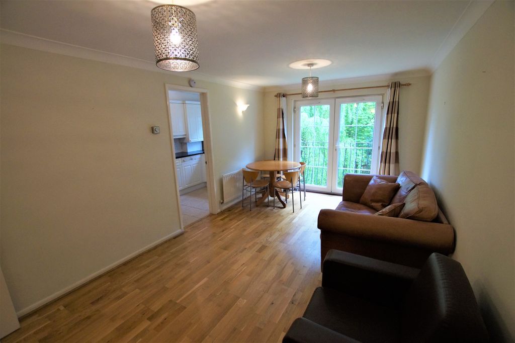 Property photo 3 of 7