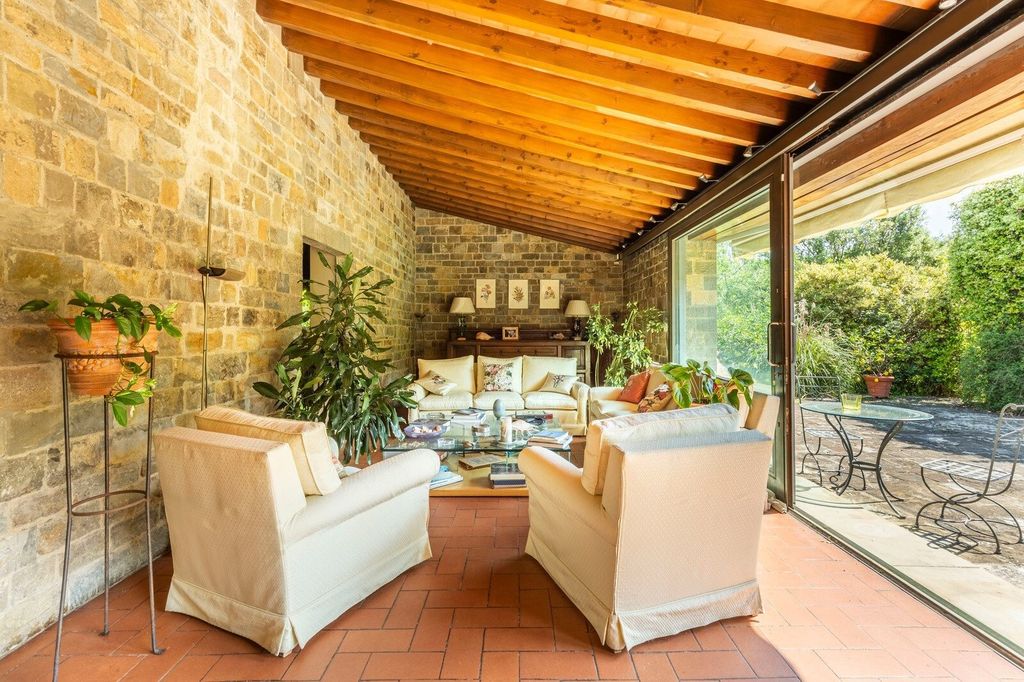 Property photo 1 of 40 Exclusive Authentic Stone Tuscan Villa With Dépendance, Private Garden, And Olive Grove Near Florence