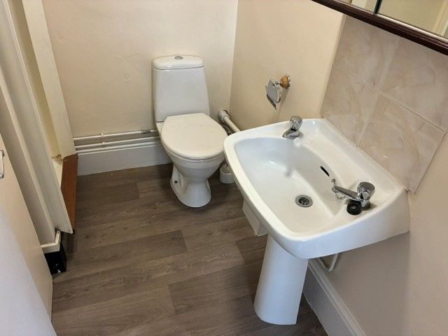 Property photo 3 of 6 Bathroom