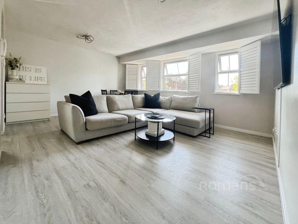 Property photo 2 of 20 Pbox-Img.Jpg