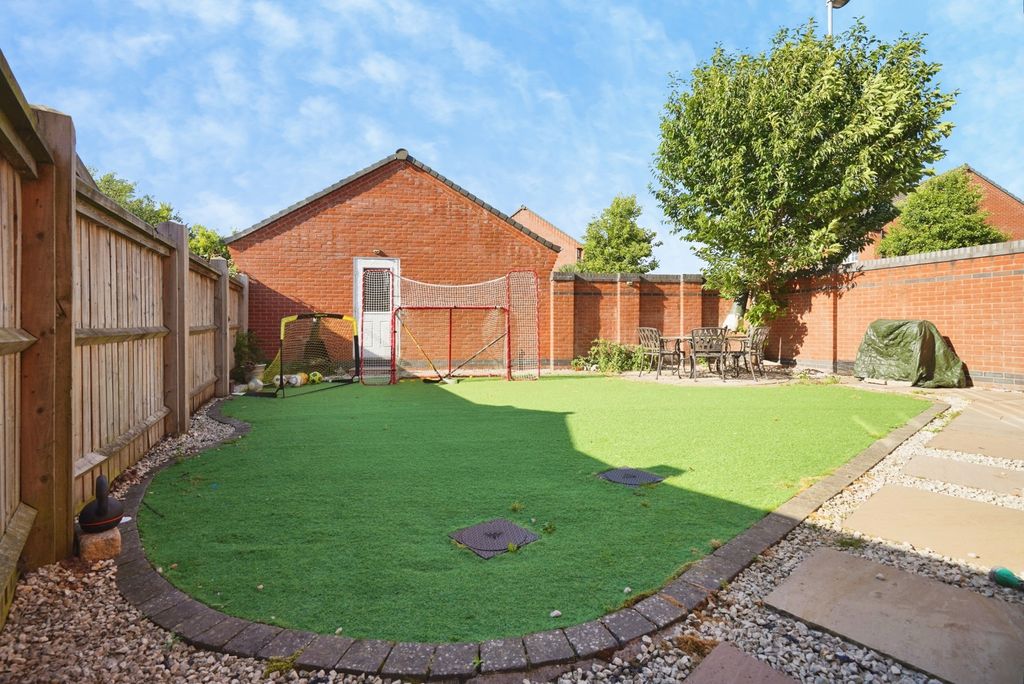 Property photo 2 of 20 Pbox-Img.Jpg