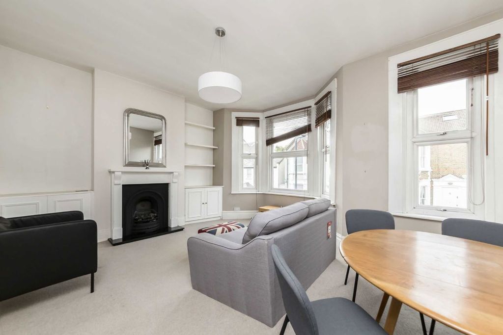 Property photo 2 of 5