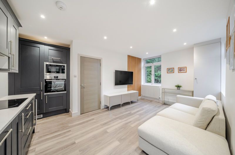 Property photo 3 of 12 Photo 14