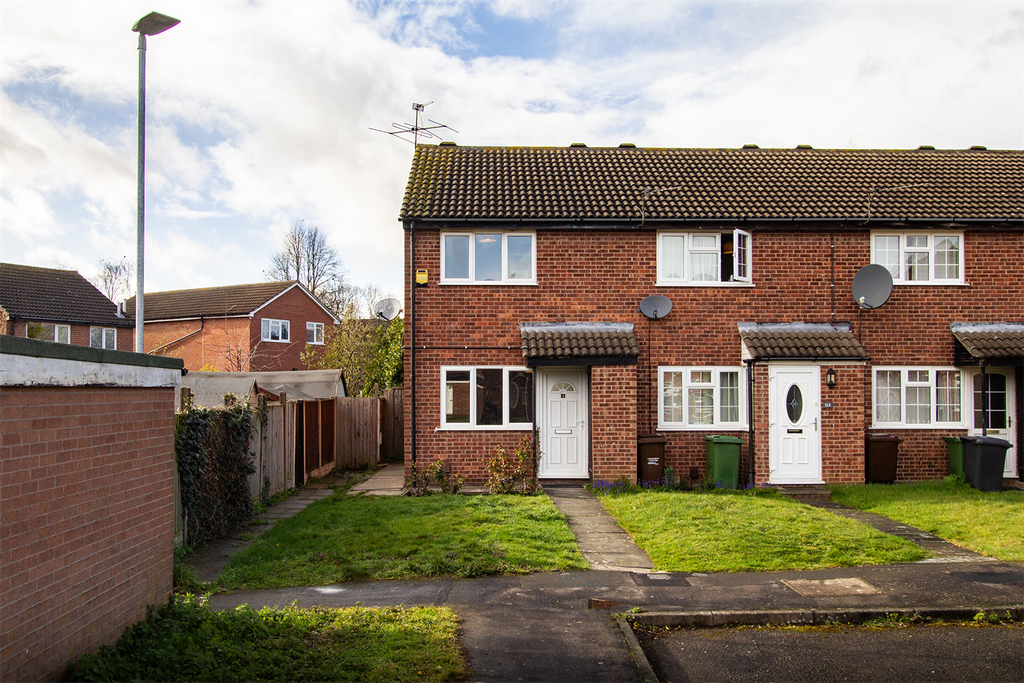 Property photo 1 of 24 Rudyard Close
