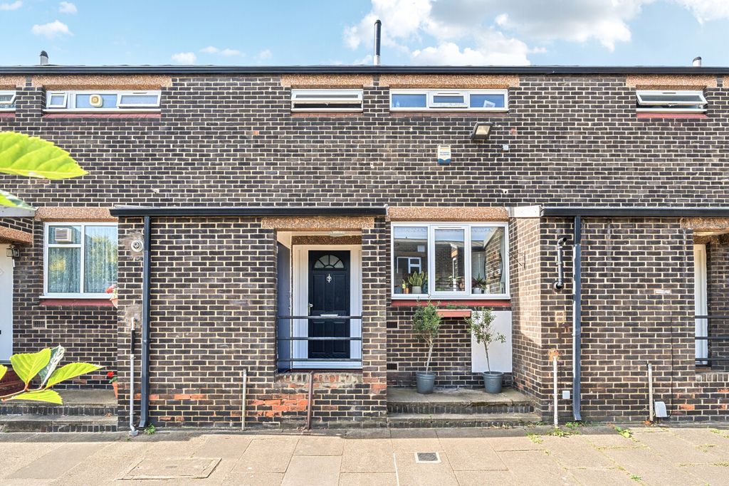 Property photo 1 of 18 1485818-4-6A47797...