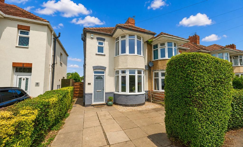 Property photo 1 of 14 Sunny Front.Jpg