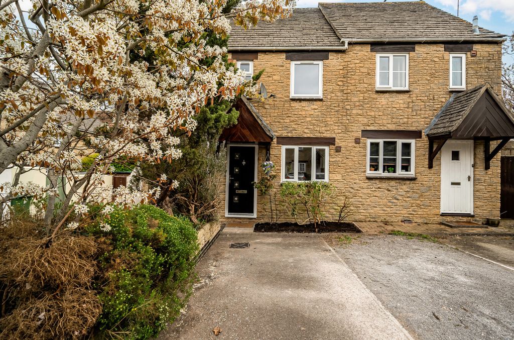 Property photo 1 of 14 1437473-2-69ce585...