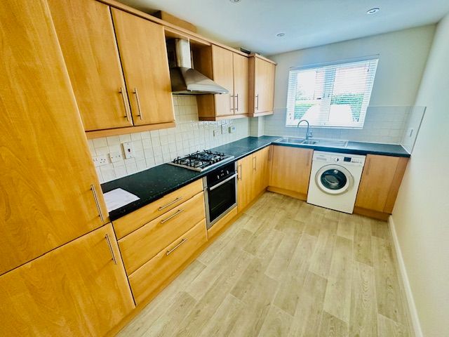 Property photo 2 of 13 Kitchen
