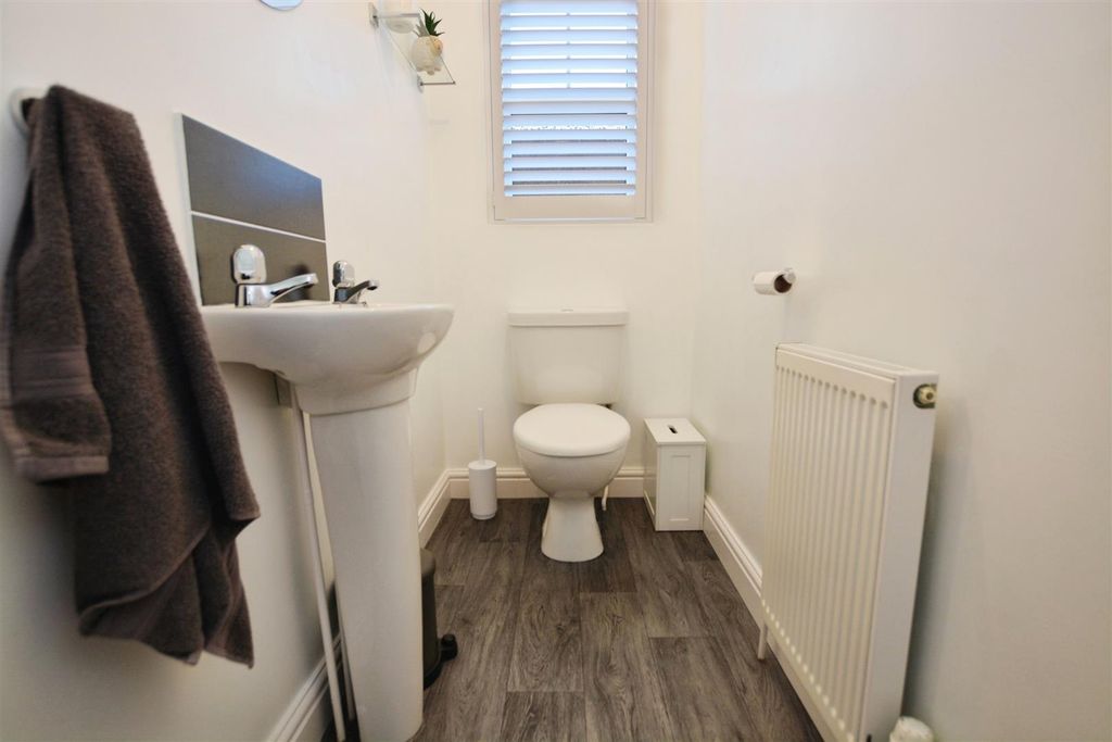 Additional image 10 of 3 bed detached house for saleGlebe Road, Brigg DN20