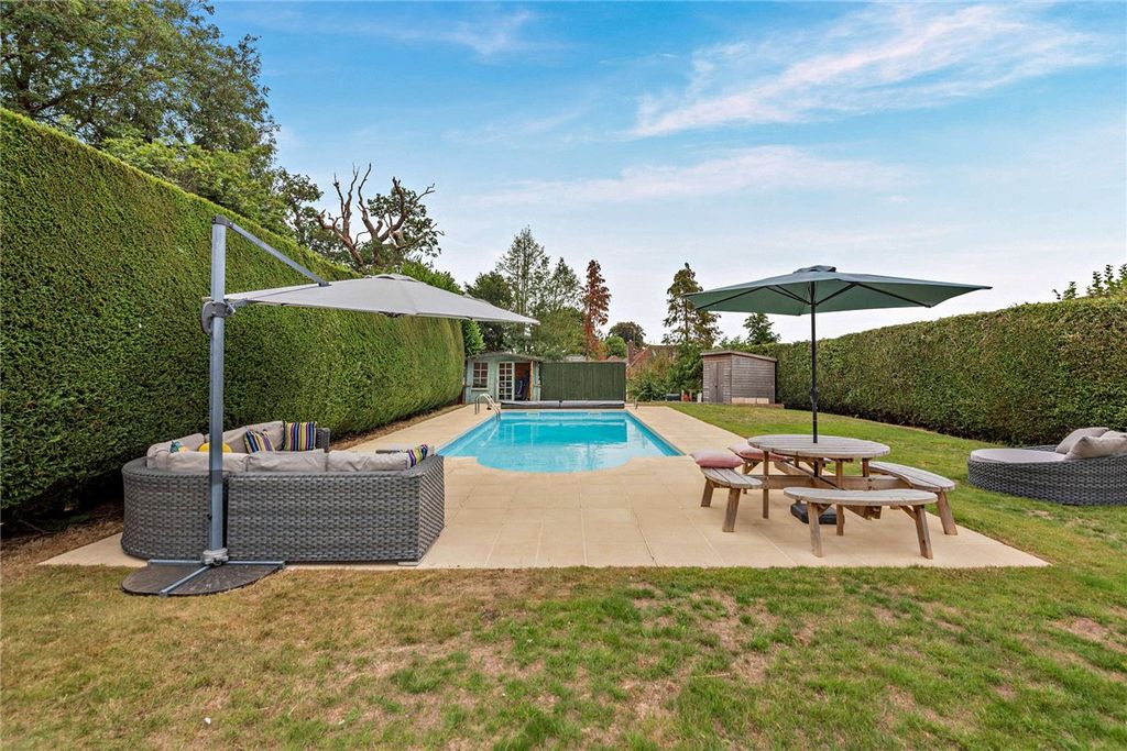 Property photo 3 of 27 Picture No. 04