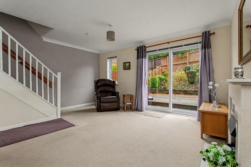 Property photo 3 of 11 Property Image 3