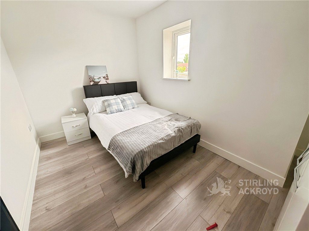 Property photo 3 of 13 Bedroom