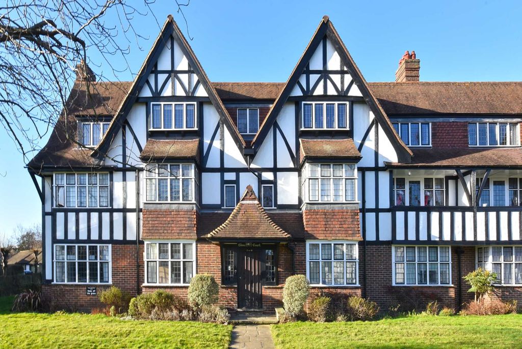 Property photo 1 of 13