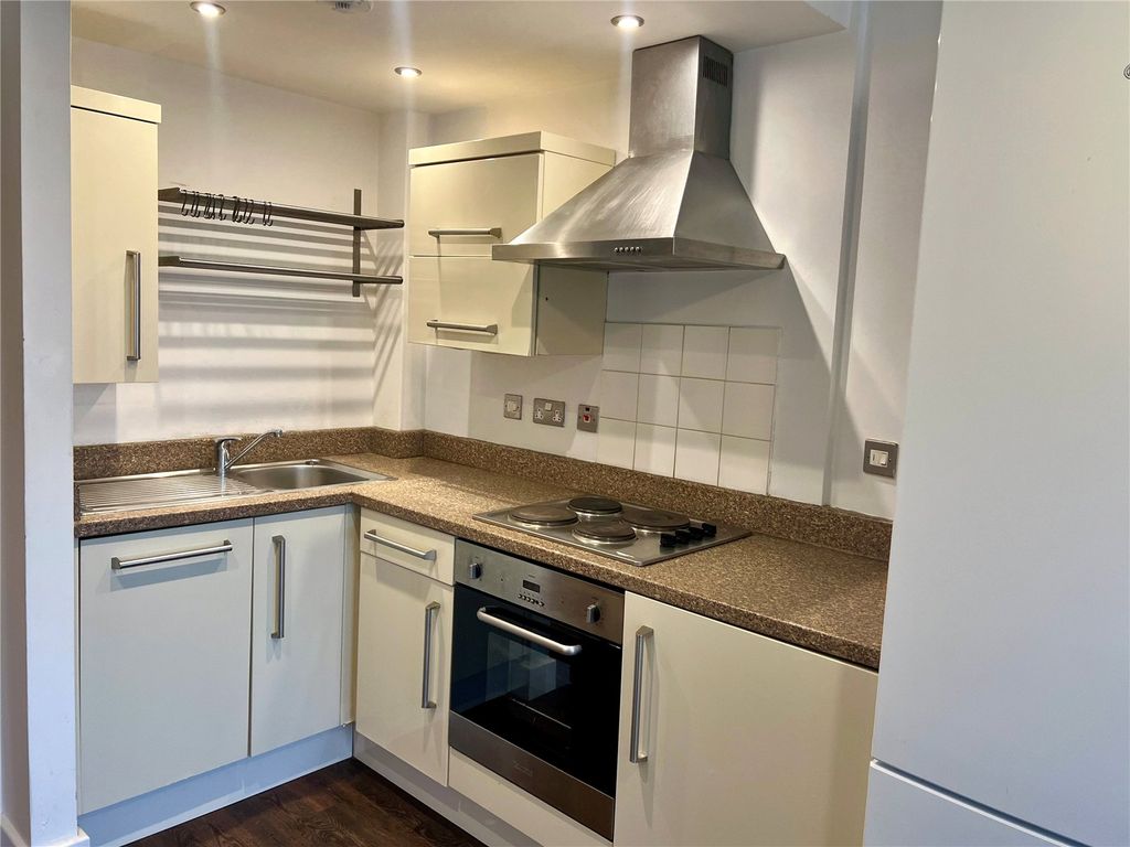 Property photo 2 of 14 Picture No. 06