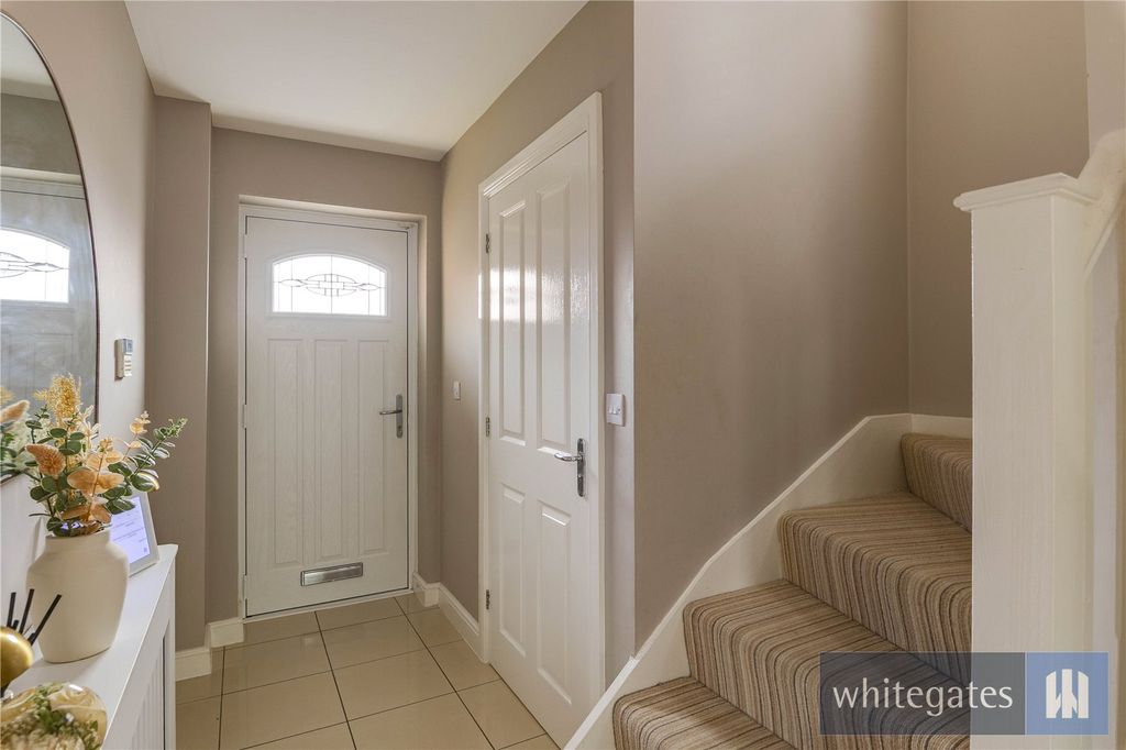 Property photo 3 of 23 Picture No. 04