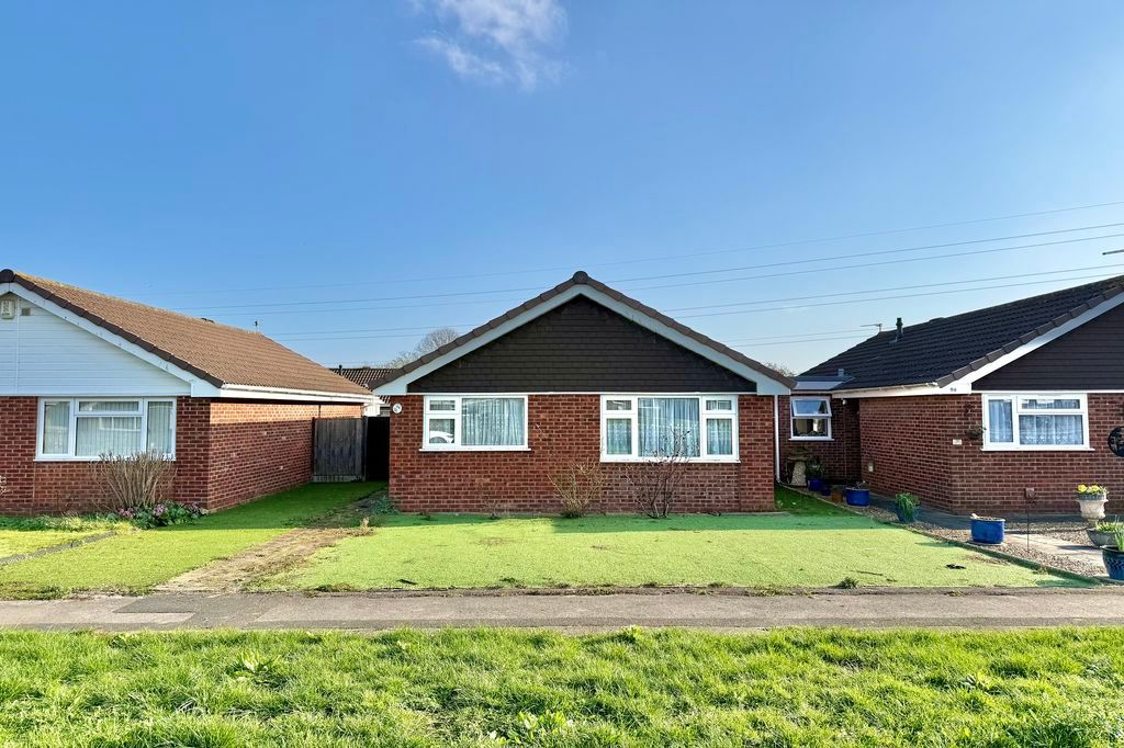 Property photo 2 of 18 Front