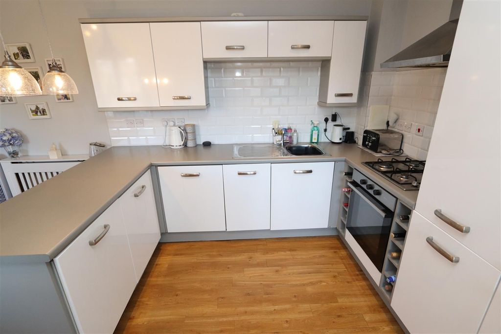 Property photo 3 of 11 Img_5180.Jpg