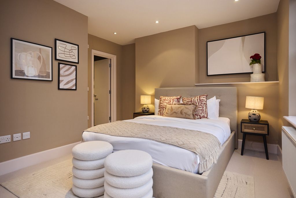 Property photo 2 of 30