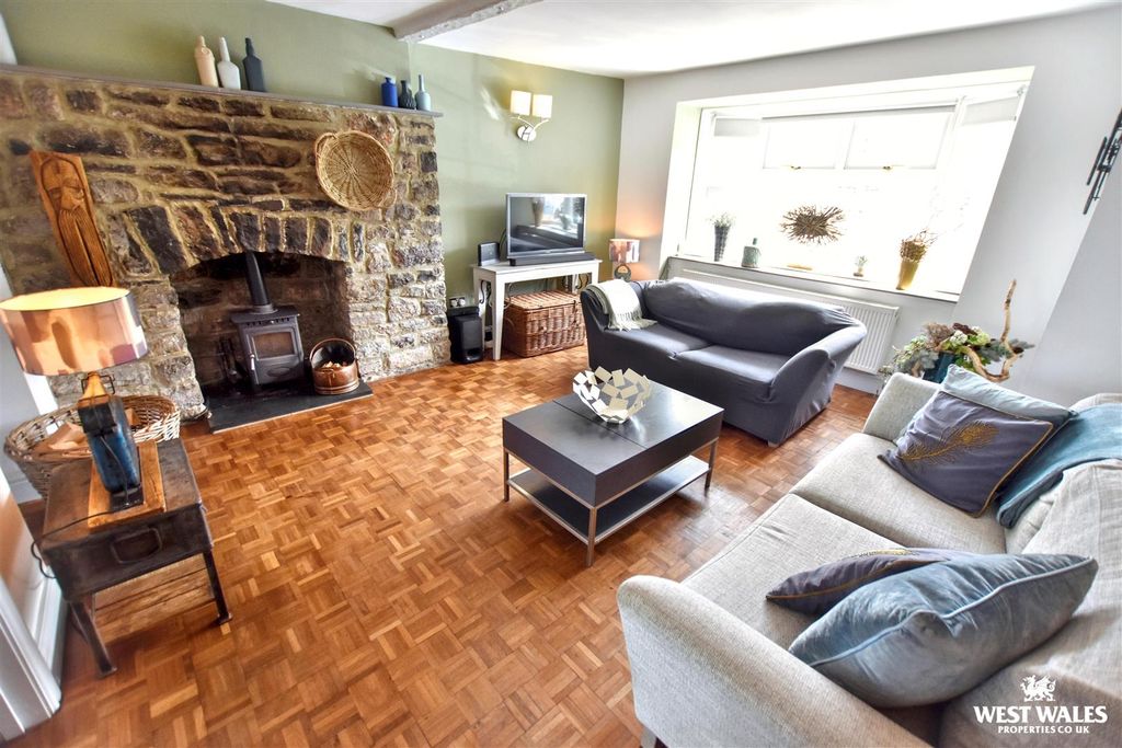 Property photo 2 of 29 10 (13).Jpg