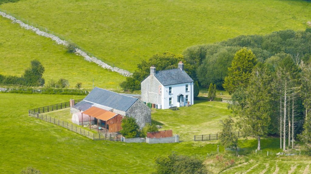 Property photo 1 of 57