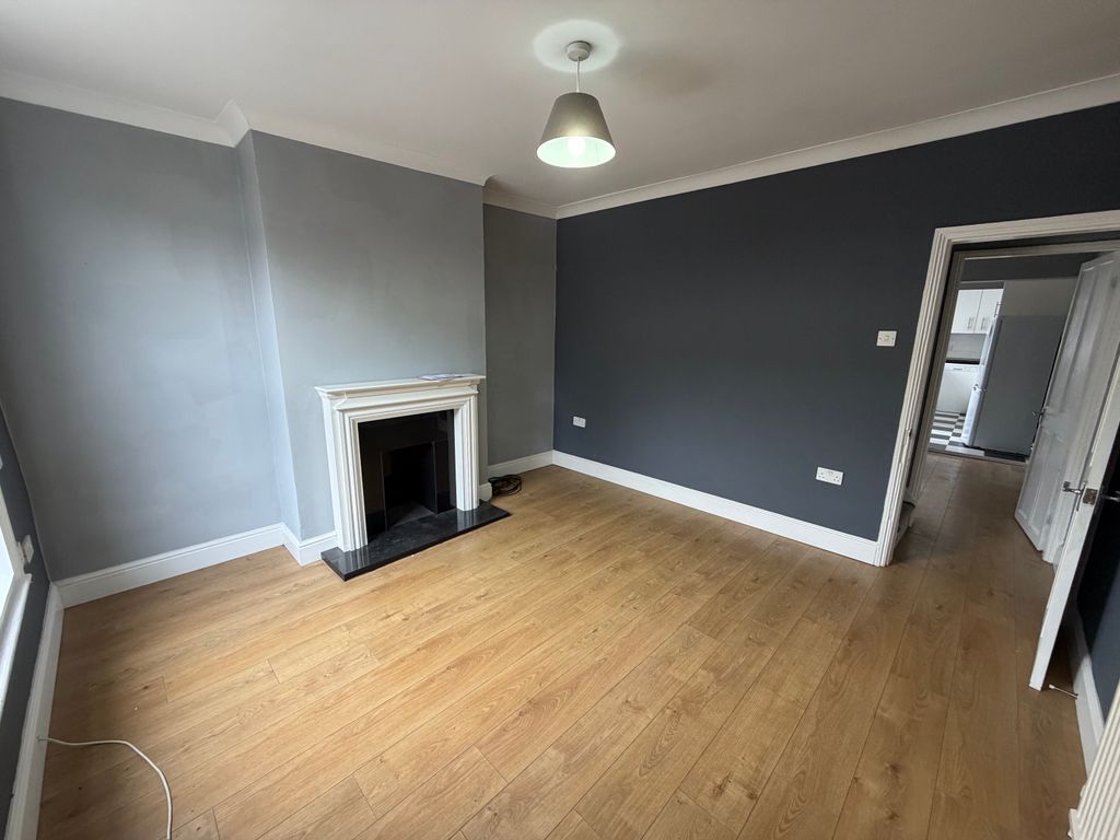 Property photo 2 of 8 Living Room